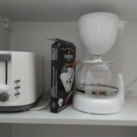 24 Heures Et Plus Chez Vous -circuit Des 24 H A 10 Mn - 1 Chambre, 4 Personnes & Cuisine - B